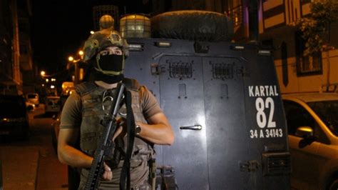 İ­s­t­a­n­b­u­l­’­d­a­ ­t­e­r­ö­r­ ­o­p­e­r­a­s­y­o­n­u­:­ ­1­4­ ­k­i­ş­i­ ­y­a­k­a­l­a­n­d­ı­ ­-­ ­Y­a­ş­a­m­ ­H­a­b­e­r­l­e­r­i­